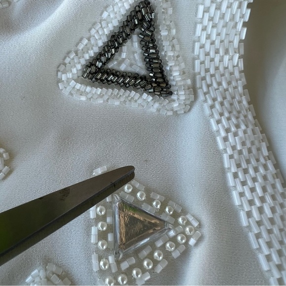 VTG Beaded Evening Jacket Heavily Embellished Winter White Pearl Triangle Sz 10 - Picture 14 of 16
